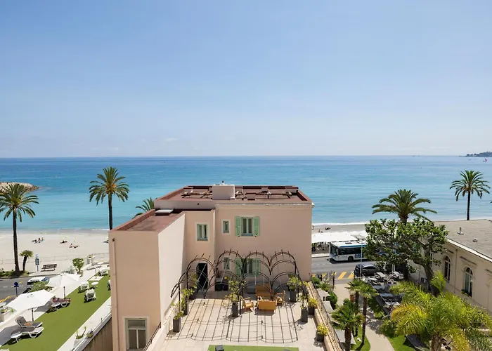 Vacances Bleues BalmoralAlbergo